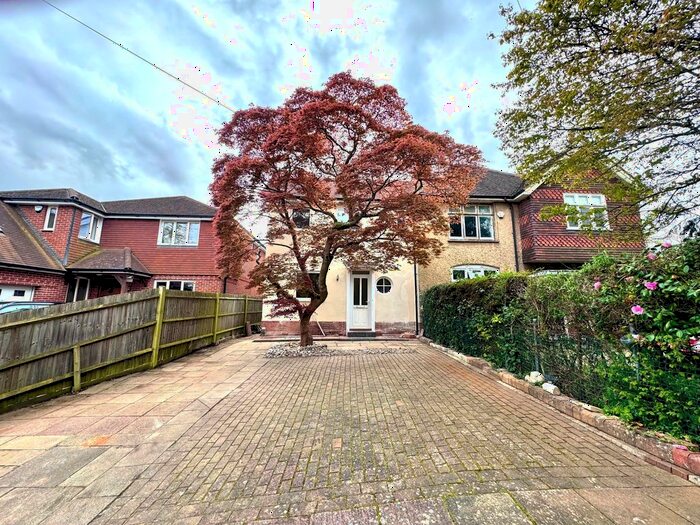 3 Bedroom Semi-Detached House To Rent In Reading Road South, Church Crookham, Fleet, GU52