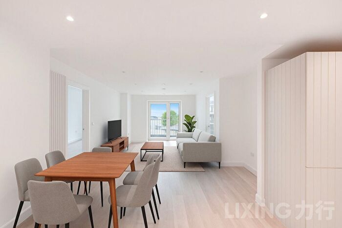 2 Bedroom Flat For Sale In Ellipse House, Eden Place, London, E16