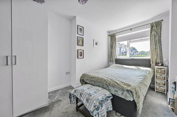4 Bedroom Detached House For Sale In Alphington Avenue, Frimley, Camberley, Surrey, GU16