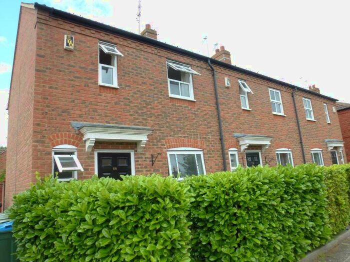 2 Bedroom End Of Terrace House To Rent In Prestwold Way, Aylesbury, HP19