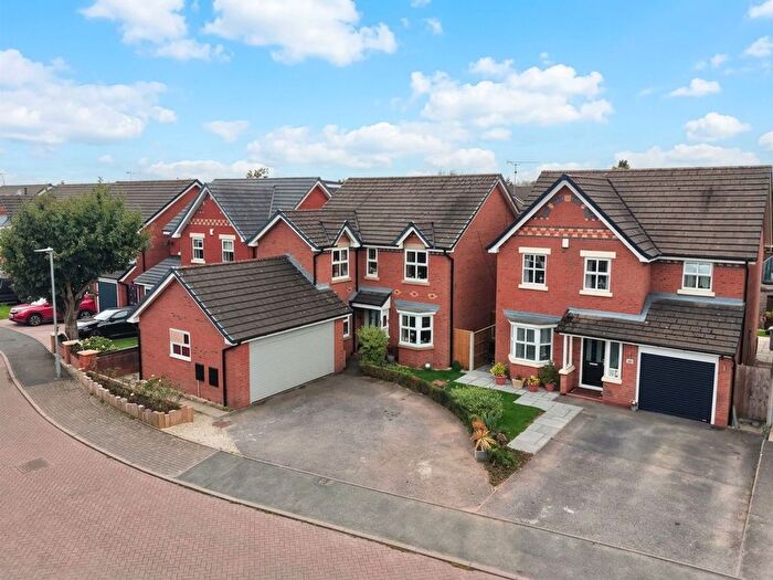 4 Bedroom Detached House For Sale In Glebe Close, Wybunbury, CW5