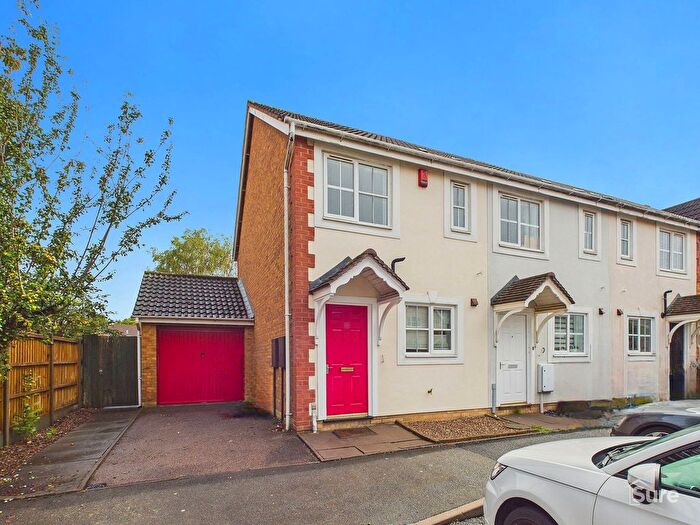 2 Bedroom End Of Terrace House To Rent In Queens Court, Branston, DE14