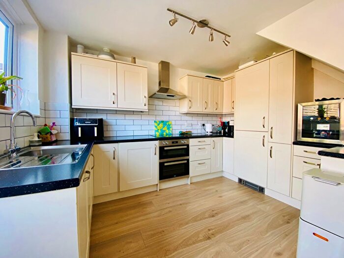 4 Bedroom Terraced House For Sale In Marypole Walk, Exeter, EX4