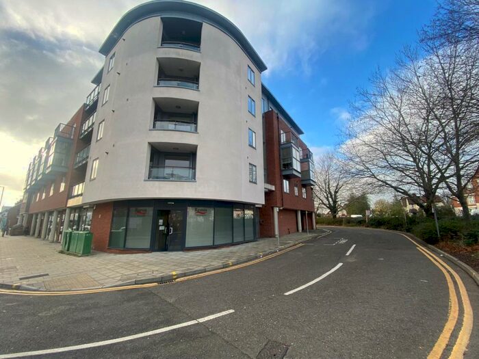 2 Bedroom Apartment To Rent In Thompson Court, Chelmsford, CM1