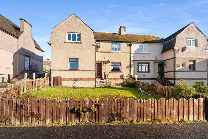 3 Bedroom Flat For Sale In Rintoul Avenue, Blairhall, Dunfermline, KY12
