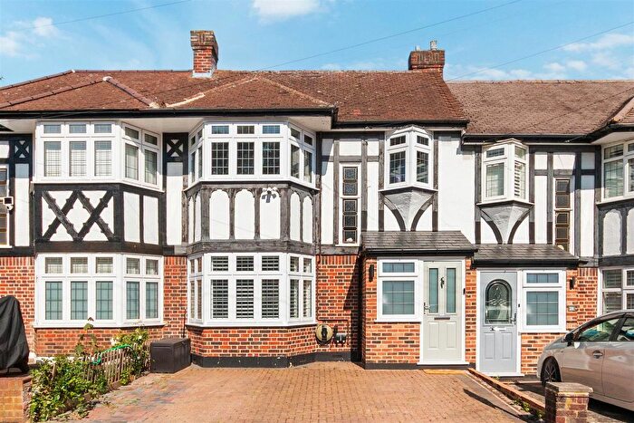 3 Bedroom Property For Sale In Wolsey Crescent, Morden, SM4