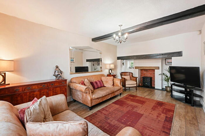 5 Bedroom Detached House For Sale In Birmingham Road, Bromsgrove, B61