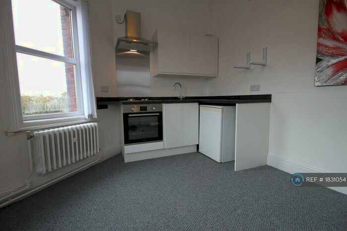 1 Bedroom Flat To Rent In Princes Street, Southport, PR8