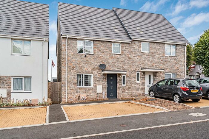 3 Bedroom Semi Detached House For Sale In Dingle Road, North Prospect, Plymouth, PL2