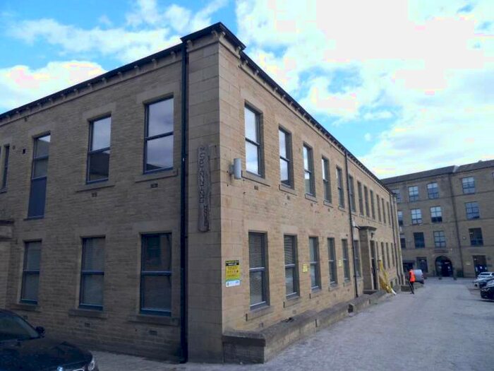 1 Bedroom Apartment To Rent In Upper Blakeridge Lane, Batley, WF17