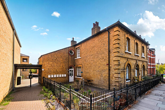 1 Bedroom Flat For Sale In Peel Place, London, SE18