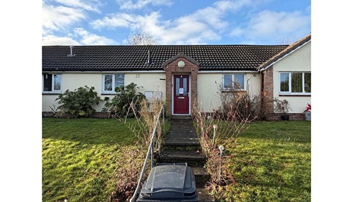 1 Bedroom Property For Sale In Warwick Close, Little Easton, Dunmow, Essex, CM6