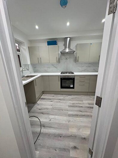 2 Bedroom Flat To Rent In Melton Road, Leicester, LE4