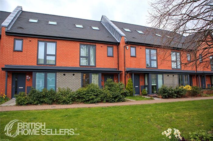 3 Bedroom Terraced House For Sale In Addison Road, Reading, Berkshire, RG1