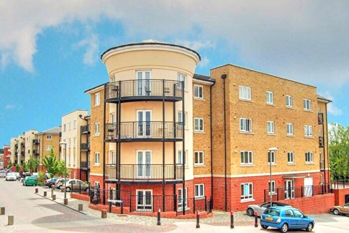 2 Bedroom Apartment To Rent In Tadros Court, High Wycombe, Buckinghamshire, HP13
