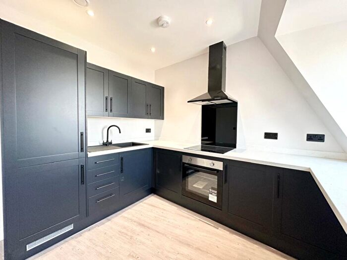 2 Bedroom Flat To Rent In Sheffield Road, Barnsley, S70