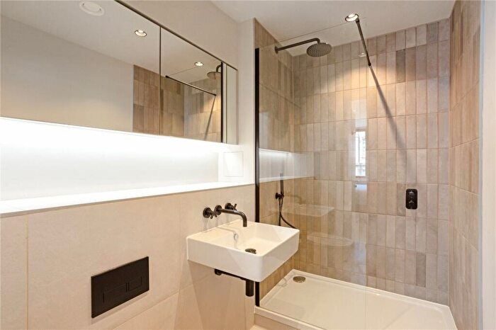2 Bedroom Apartment To Rent In Setl Apartment, Ludgate Hill, Birmingham, West Midlands, B3