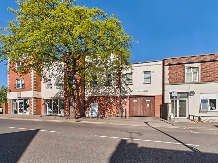 1 Bedroom Flat For Sale In Queens Gate, Gloucester Road, Cheltenham, GL51