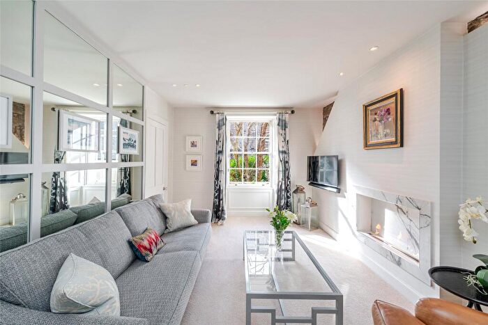 2 Bedroom Apartment For Sale In Fettes Row, New Town, Edinburgh, EH3