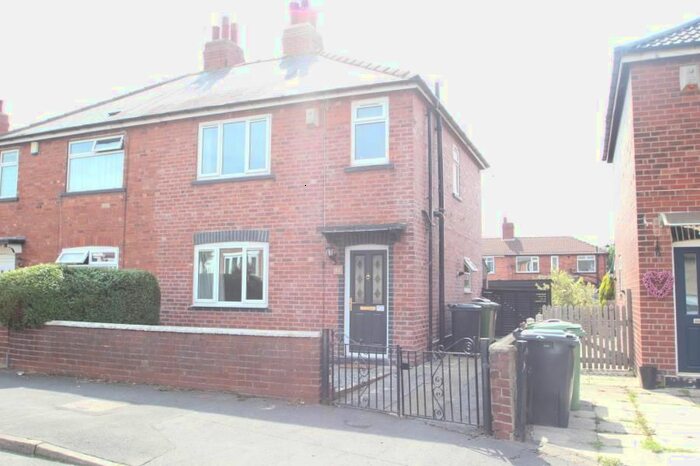 3 Bedroom Semi-Detached House To Rent In Skelton Road, Leeds, West Yorkshire, LS9