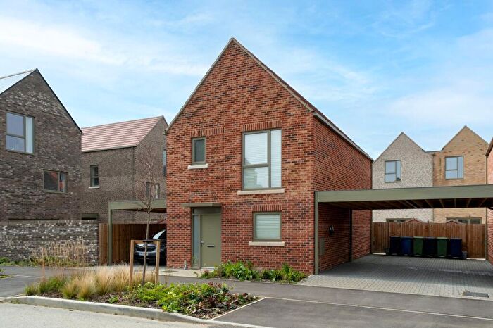 3 Bedroom Detached House For Sale In Grey Way, Cambridge, CB5