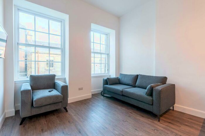 4 Bedroom Flat To Rent In Brighton Street Edinburgh United Kingdom, EH1