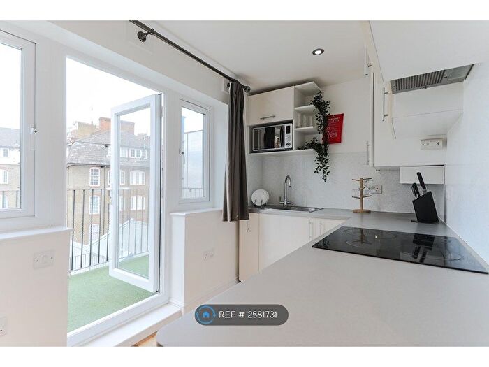 4 Bedroom Flat To Rent In Chalton Street, London, NW1