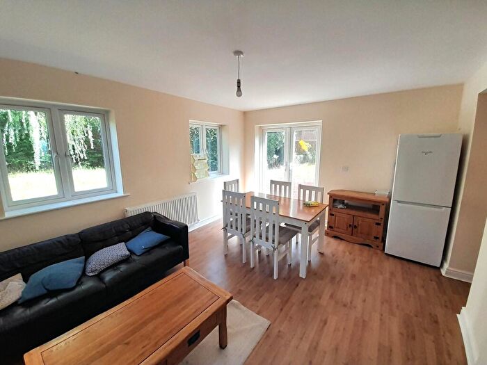 5 Bedroom Semi-Detached House To Rent In Close To Uea All Bedrooms En Suite, NR5