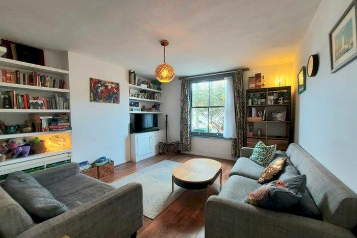 3 Bedroom Property To Rent In Byron Road, London, E17