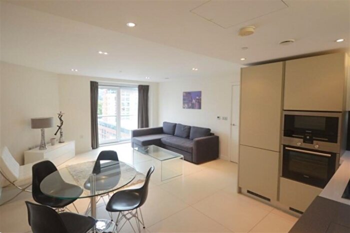 1 Bedroom Apartment To Rent In Bezier Apartments, Old Street, City Road, London, EC1Y