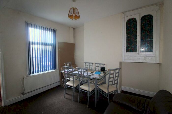 3 Bedroom Terraced House To Rent In Wellfield Road-Fm, Preston, PR1