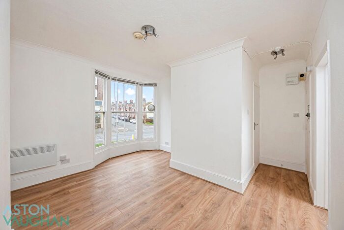 1 Bedroom Flat To Rent In Edward Street, Brighton, BN2