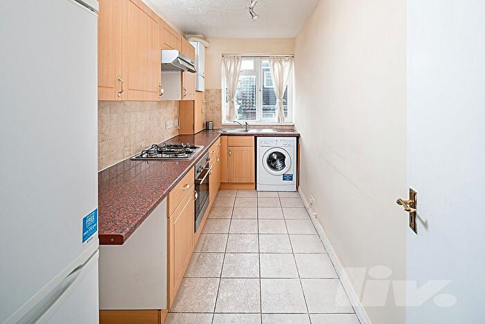 1 Bedroom Flat To Rent In Walton Court, Fairfax Road, South Hampstead, NW6