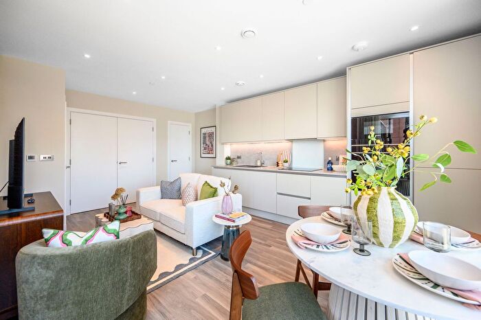 2 Bedroom Flat For Sale In Colindale Gardens, Colindale, NW9