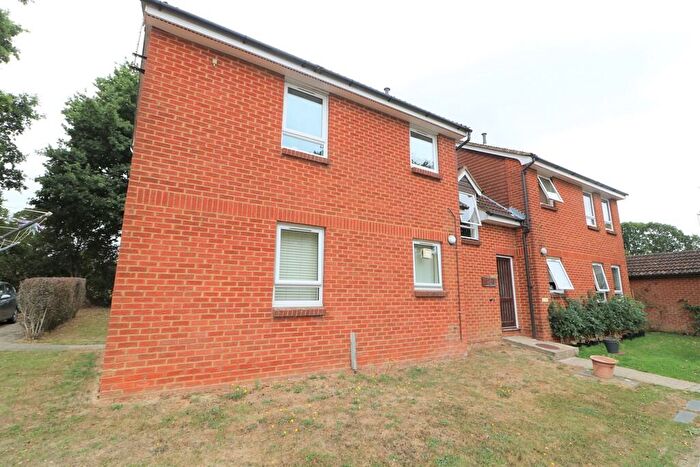 Studio To Rent In Bakers Way, Capel, RH5
