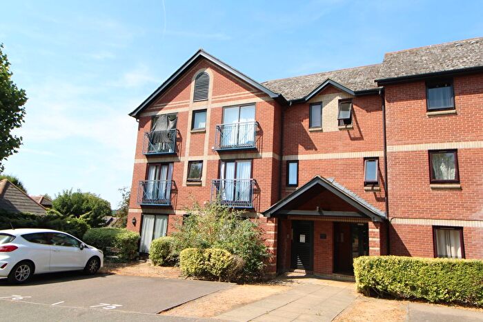 1 Bedroom Flat To Rent In Claremont Heights, Colchester, CO1