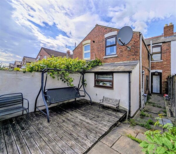 3 Bedroom Terraced House For Sale In Hatherley Road, Gloucester, GL1