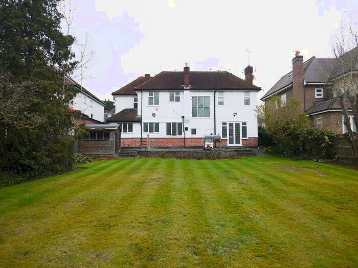 5 Bedroom Detached House To Rent In Bourne End Road, Northwood, HA6
