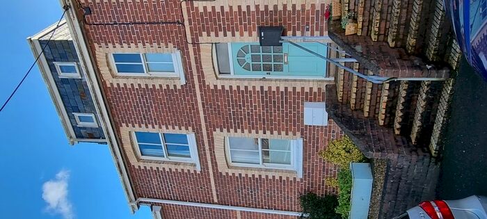 3 Bedroom Property To Rent In Frogmore Terrace, Kingsbridge, TQ7