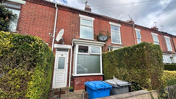 3 Bedroom Terraced House For Sale In Vicarage Road, Norwich, NR3