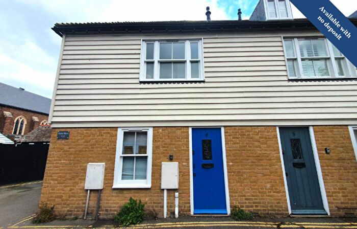 2 Bedroom Terraced House To Rent In Skinners Alley, Whitstable, CT5