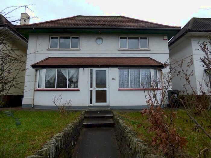 3 Bedroom Semi-Detached House To Rent In Frenchay Park Road, Bristol, BS16