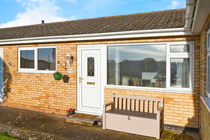 2 Bedroom Terraced Bungalow For Sale In Burgh Road, Skegness, PE25