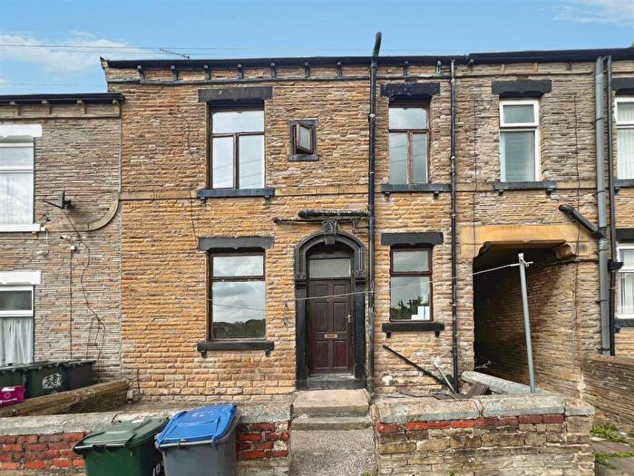 2 Bedroom Terraced House For Sale In Amberley Street, Bradford, BD3