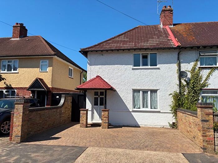 3 Bedroom End Of Terrace House To Rent In Muybridge Road, New Malden, KT3