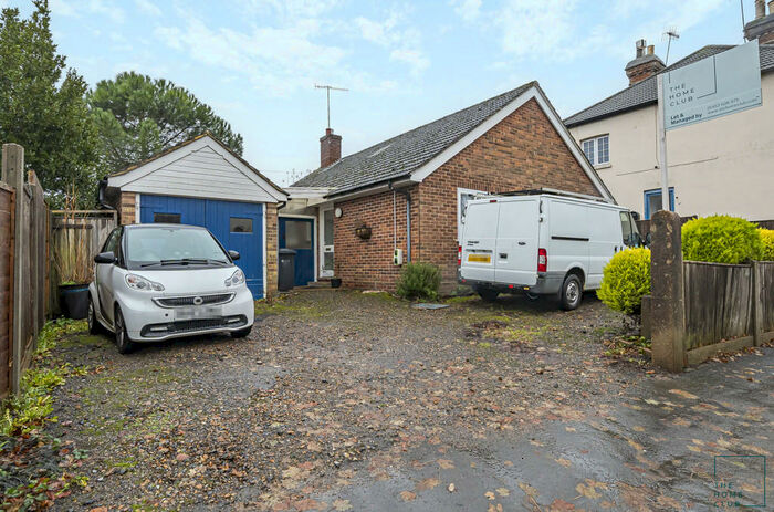 3 Bedroom Detached House To Rent In Epsom Road, Guildford, GU1