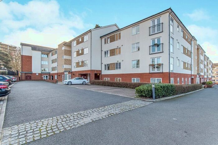 1 Bedroom Flat To Rent In Bambridge Court, Maidstone, Kent, ME14