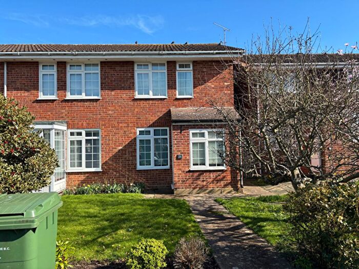 2 Bedroom End Terrace House For Sale In Marden, Kent, TN12