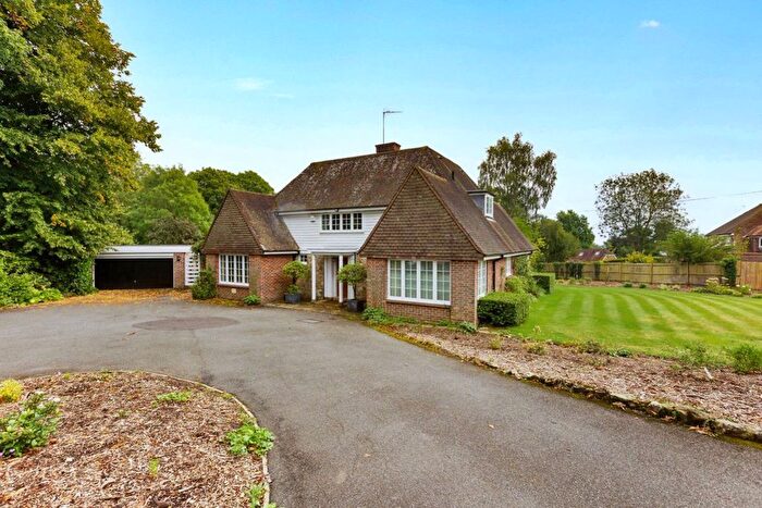 4 Bedroom Detached House To Rent In Tree Lane, Plaxtol, Kent, TN15