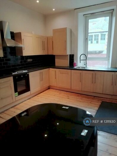 3 Bedroom Flat To Rent In Duke Street, Glasgow, G31